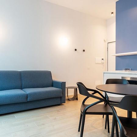 Easyhomes-City Centre Suites Milaan Buitenkant foto
