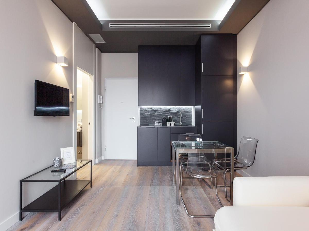 Easyhomes-City Centre Suites Milaan Buitenkant foto