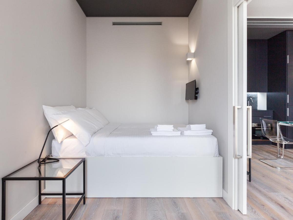 Easyhomes-City Centre Suites Milaan Buitenkant foto
