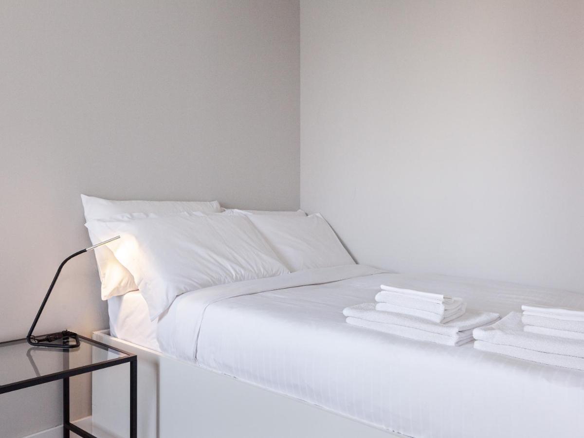 Easyhomes-City Centre Suites Milaan Buitenkant foto