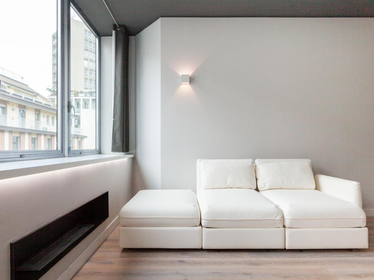 Easyhomes-City Centre Suites Milaan Buitenkant foto
