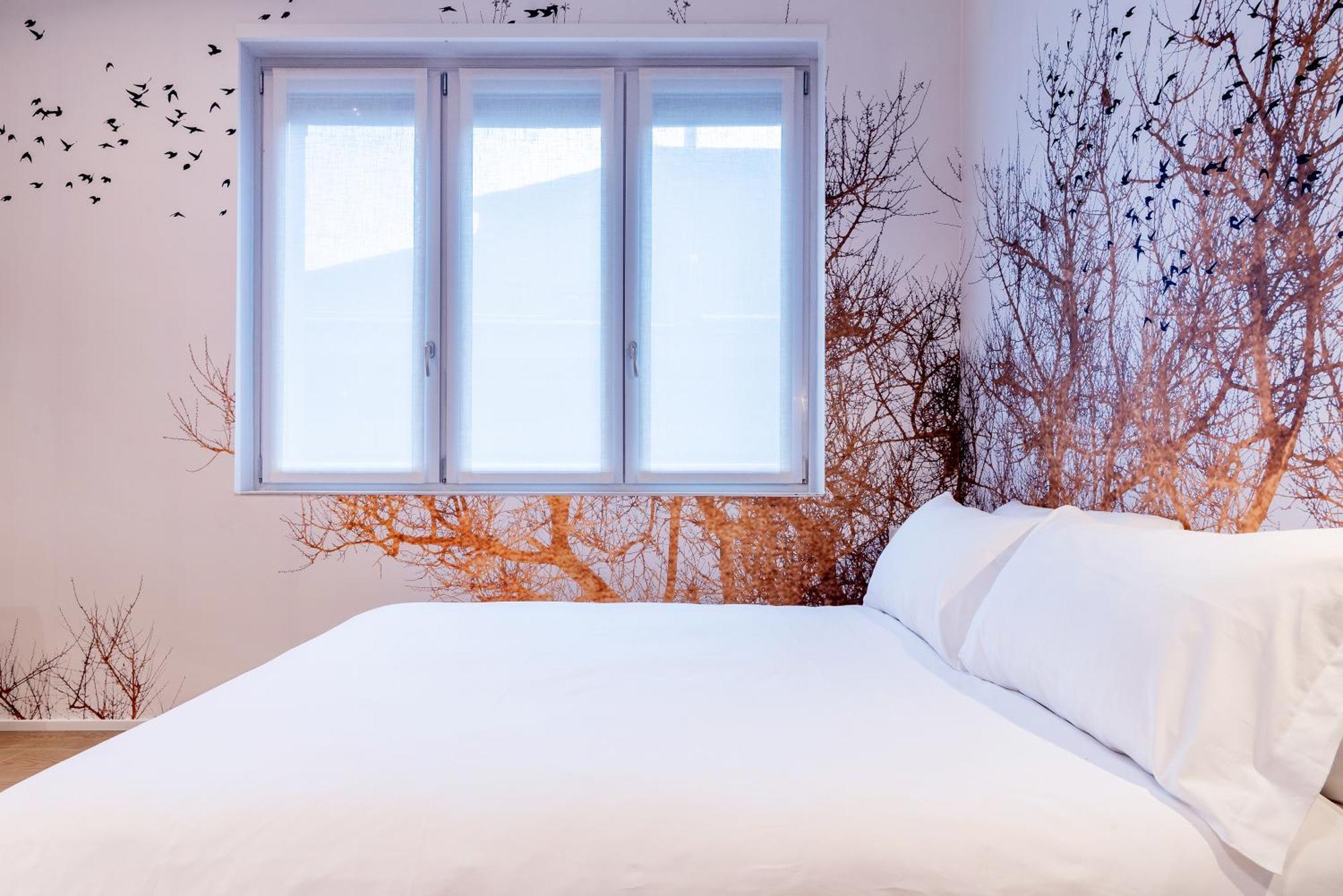 Easyhomes-City Centre Suites Milaan Buitenkant foto